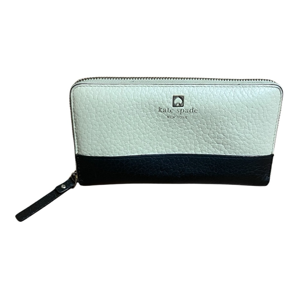 Kate Spade Leather Wallet, Cream Black Classic Accordion Style Zip Closure
